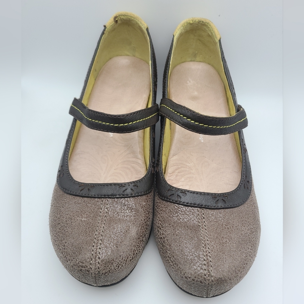 Jambu Sport Wedge Design Women's MUSE Mary Jane Hidden Wedge Shoe
